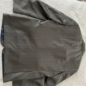 Men’s suit